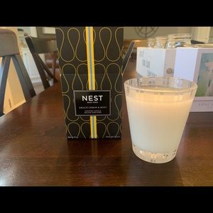 Nest Candle